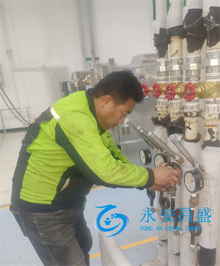 工廠車間風管深度殺菌 干冰清洗技術杜絕微生物二次污染